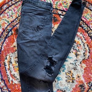 American eagle black ripped jeans *skinny*